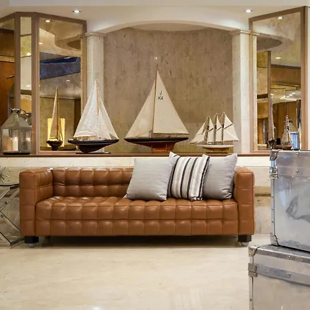 Starhotels President 4* Cenova