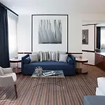 Starhotels President