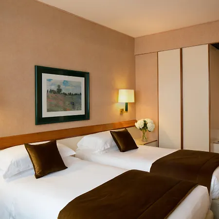 Отель Starhotels President