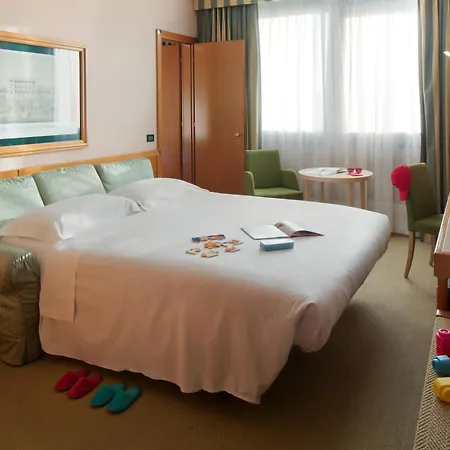 Starhotels President 4*