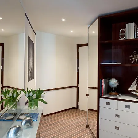 Starhotels President 4* Génova
