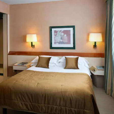 Hotel Starhotels President 4*