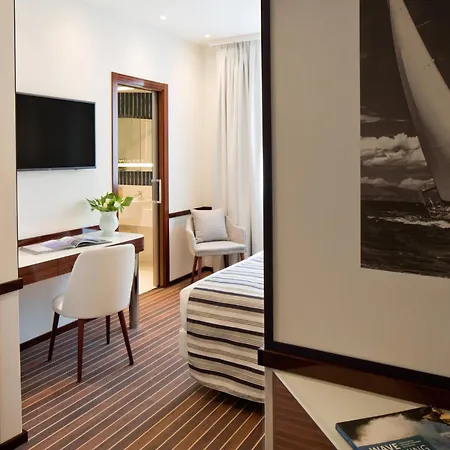 Hotel Starhotels President 4*