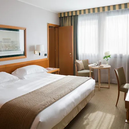 Starhotels President Szálloda