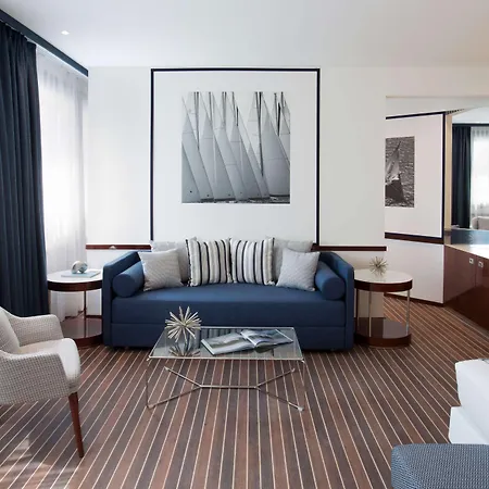 Starhotels President