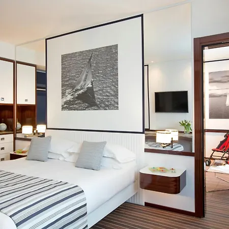 Отель Starhotels President 4*