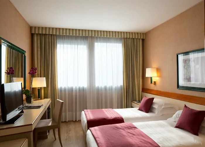 Starhotels President 4*