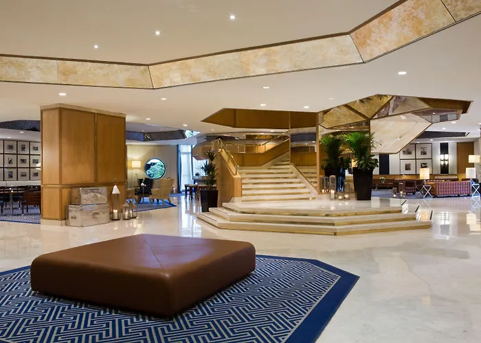 Hotel Starhotels President 4*