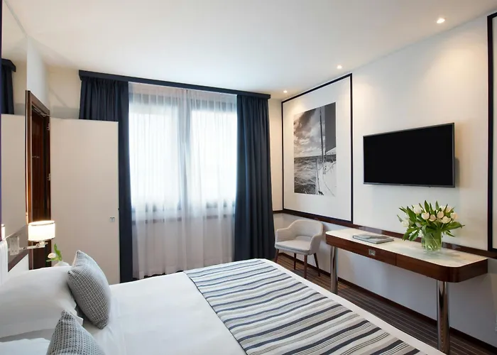 Hotel Starhotels President Genua