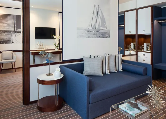 Starhotels President