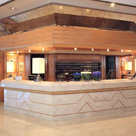Starhotels President Hotel